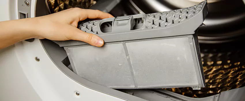 Signs Of A Clogged Dryer Lint Trap in Parkersburg, West Virginia